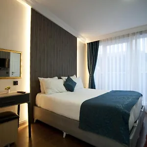 Genius 2*, Estambul Turquía